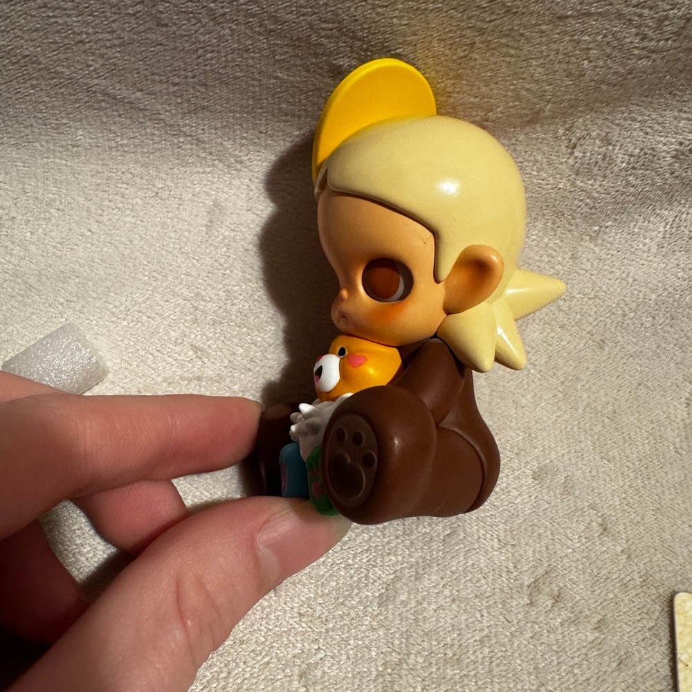 POP MART Care Bears x Zsiga Conformed Blind Box - Picture 3 of 15